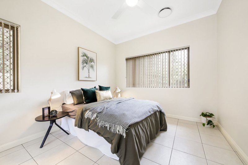 Photo - 12 Kenna Street, Chermside West QLD 4032 - Image 8