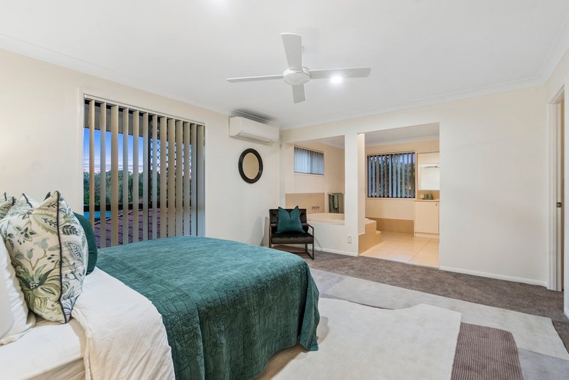 Photo - 12 Kerder Street, Thornlands QLD 4164 - Image 11