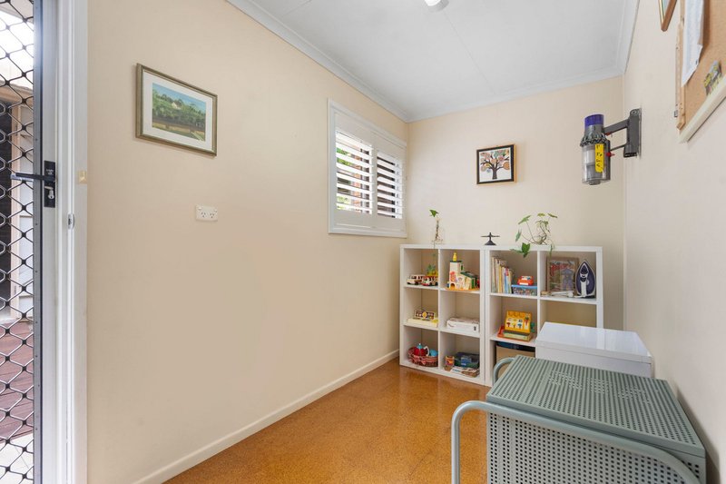Photo - 12 Kesteven Street, Albany Creek QLD 4035 - Image 13