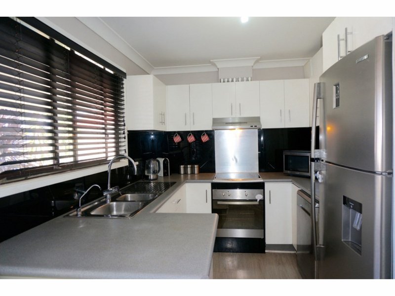 Photo - 12 Kestral Avenue, Sanctuary Point NSW 2540 - Image 6