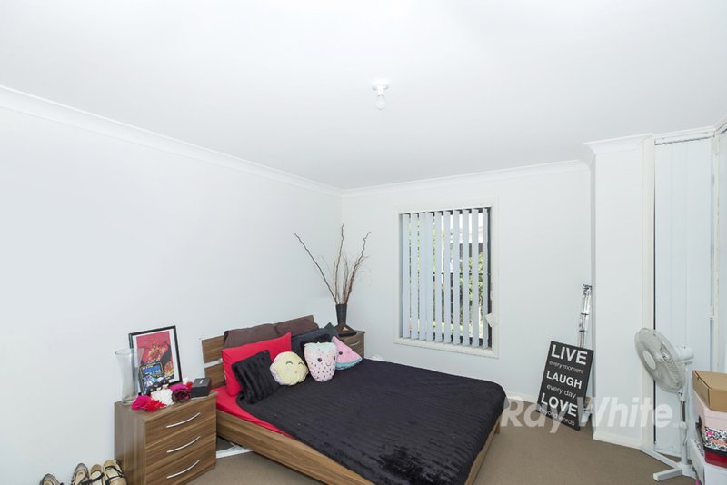 Photo - 12 Kestrel Circuit, Shortland NSW 2307 - Image 7