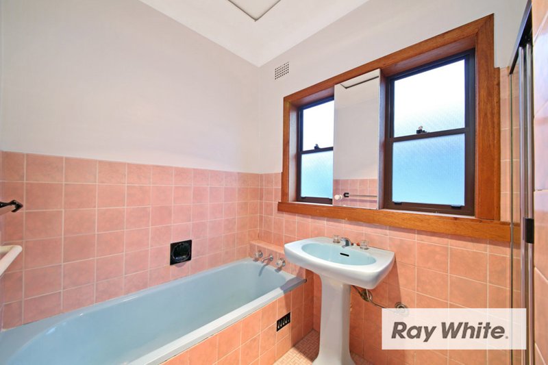 Photo - 12 Kibo Road, Regents Park NSW 2143 - Image 6