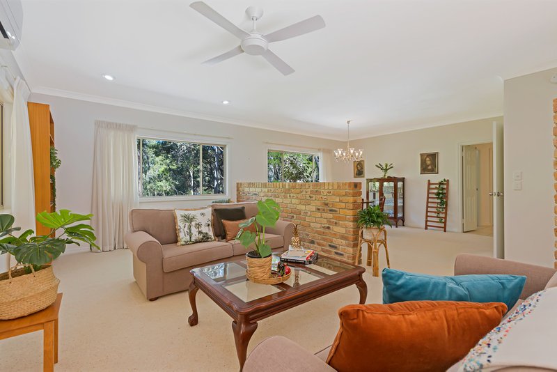 Photo - 12 Kimberley Court, Eatons Hill QLD 4037 - Image 8