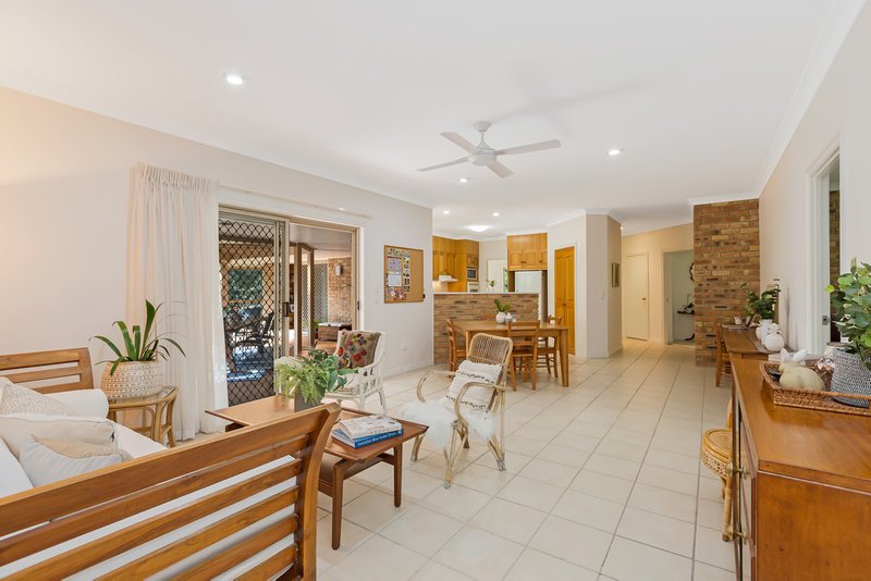 Photo - 12 Kimberley Court, Eatons Hill QLD 4037 - Image 11