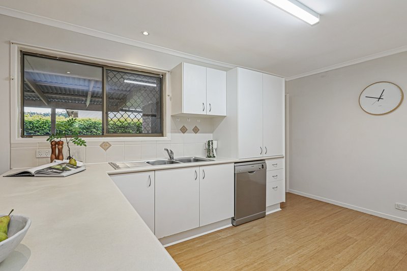 Photo - 12 Kinbrace Street, Ferny Grove QLD 4055 - Image 7