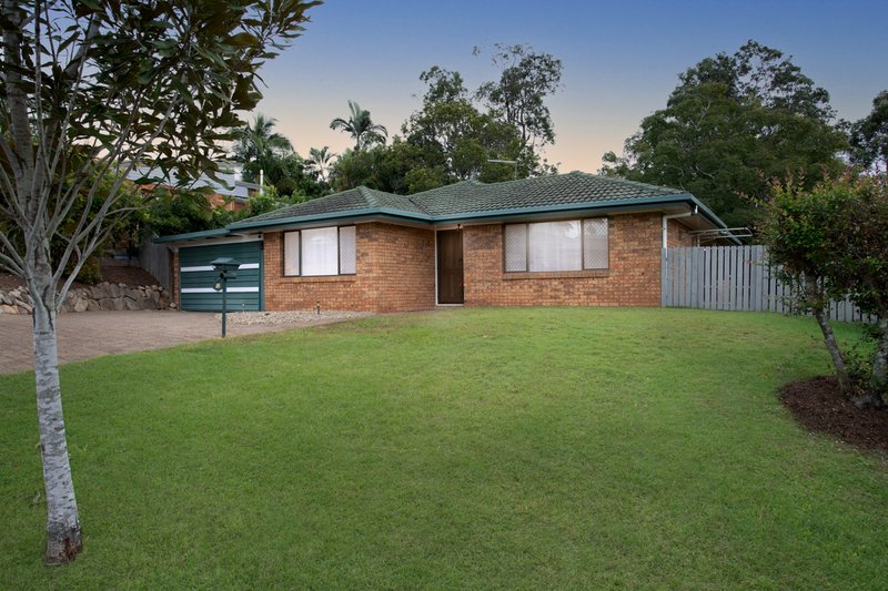 Photo - 12 Kinbrace Street, Ferny Grove QLD 4055 - Image 17