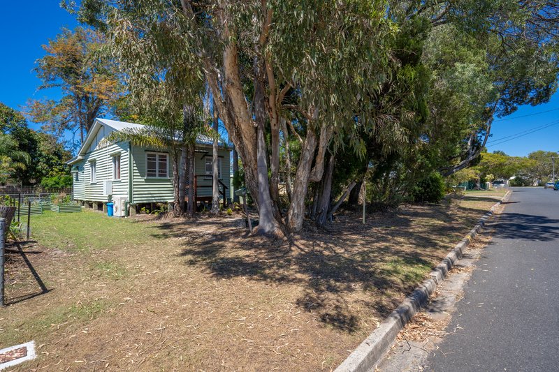 Photo - 12 Kingfisher Drive, Bongaree QLD 4507 - Image 6