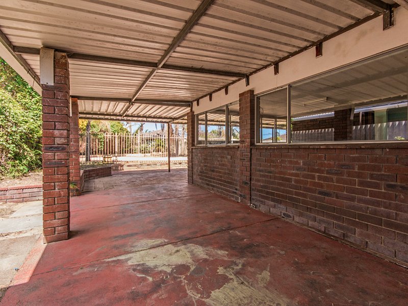 Photo - 12 Kingsbridge Road, Warnbro WA 6169 - Image 11