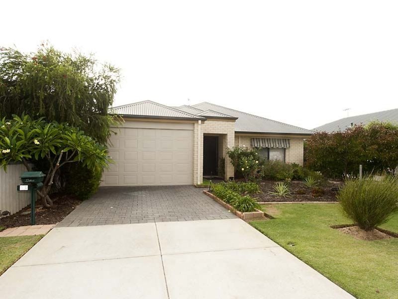 12 Kingsdown Road, Maddington WA 6109