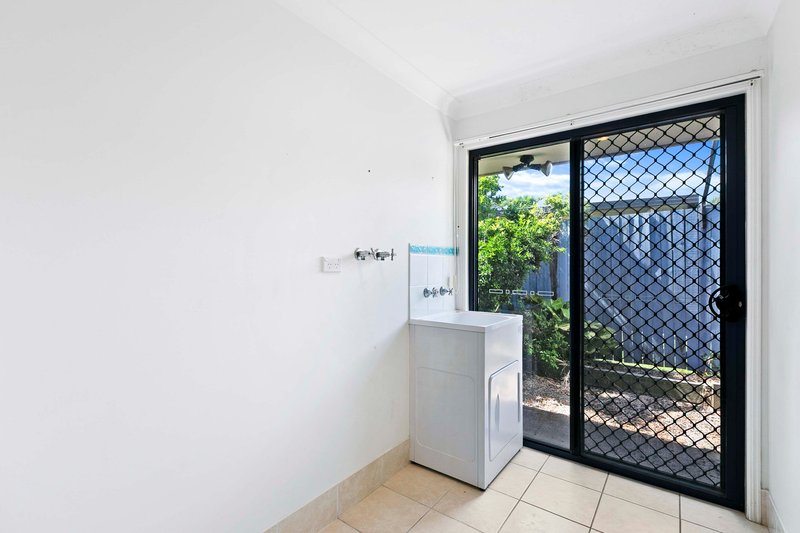 Photo - 12 Kingston Close, Wondunna QLD 4655 - Image 20