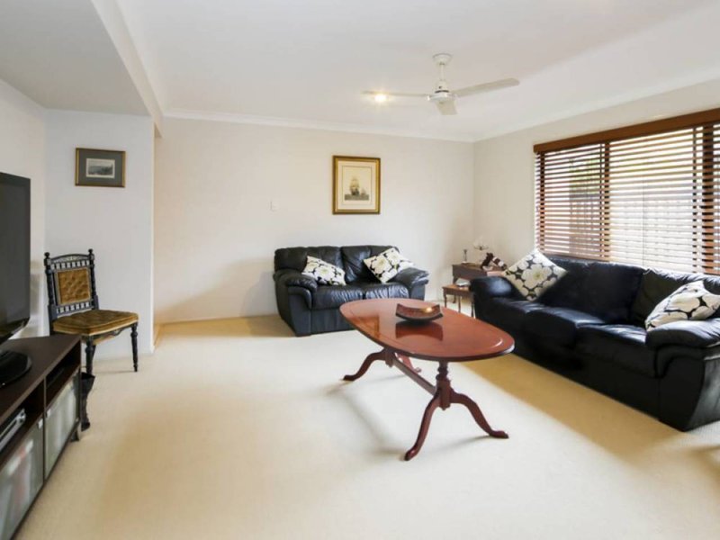 Photo - 12 Kingtide Lane, Coomera Waters QLD 4209 - Image 11