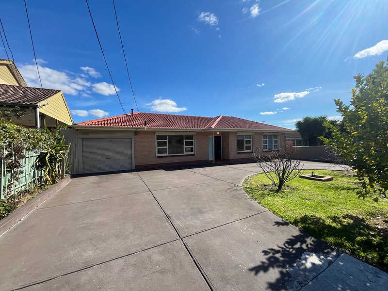 Photo - 12 Kinnear Crescent, Rostrevor SA 5073 - Image