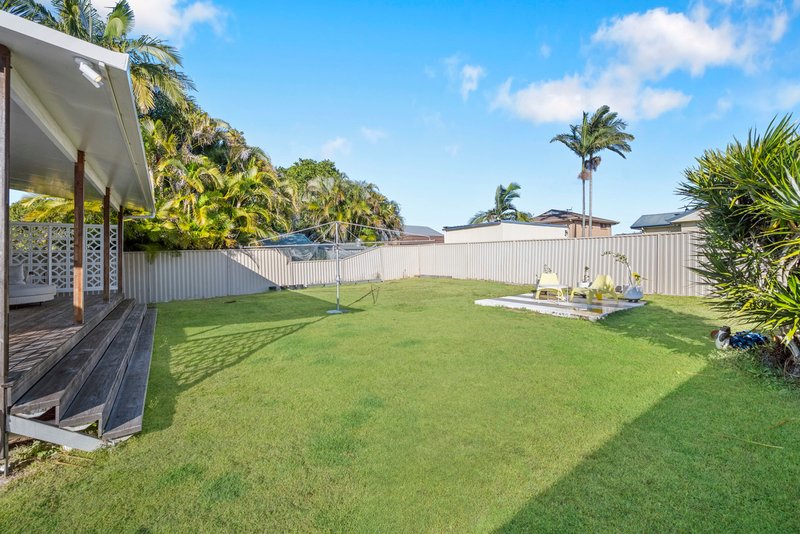 Photo - 12 Kirkwood Street, Margate QLD 4019 - Image 10