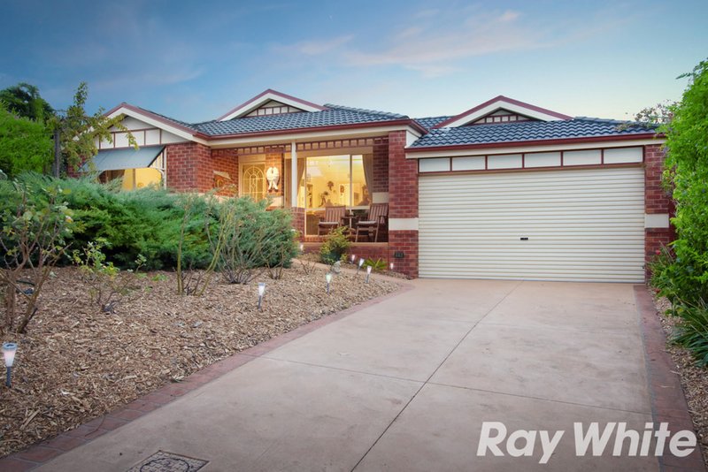 Photo - 12 Kristina Court, Pakenham VIC 3810 - Image 3