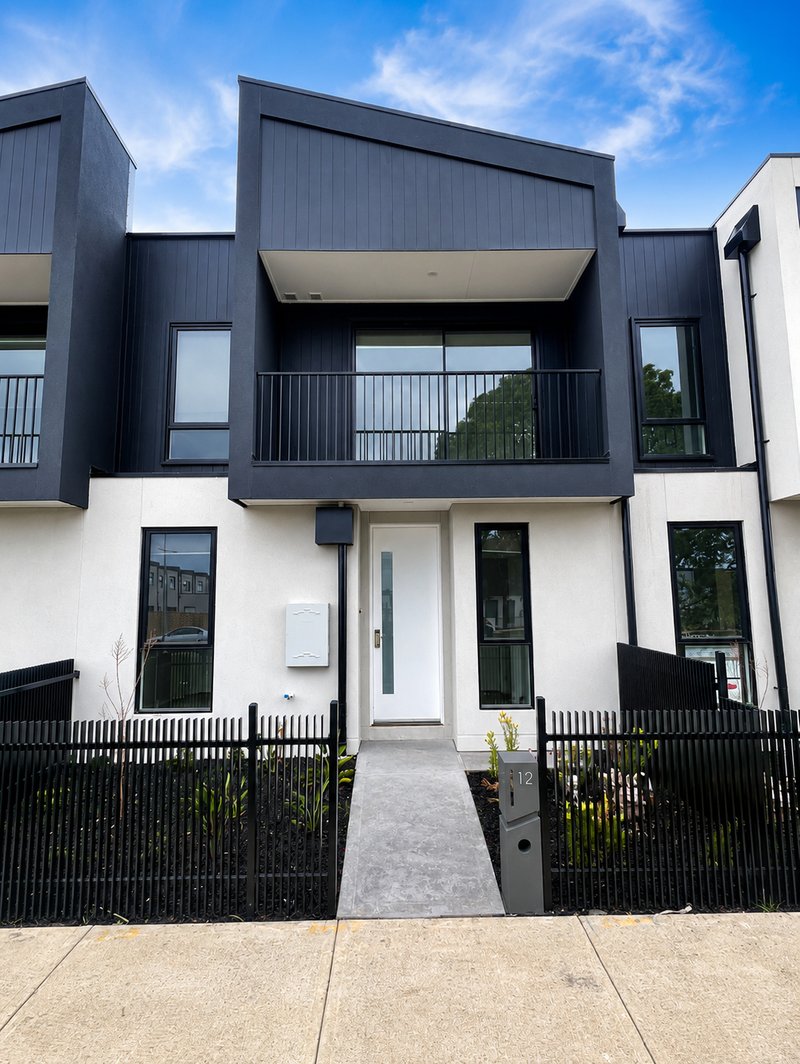 Photo - 12 Kronos Walk, Wollert VIC 3750 - Image 1