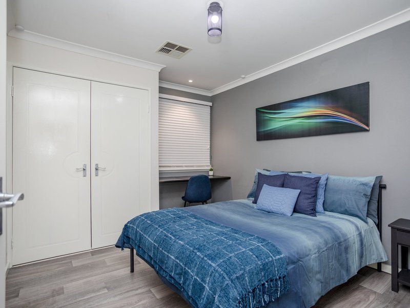 Photo - 12 Lacombe Court, Canning Vale WA 6155 - Image 15