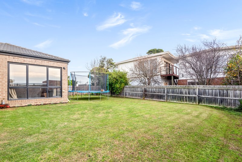 Photo - 12 Lacoora Avenue, Clifton Springs VIC 3222 - Image 13