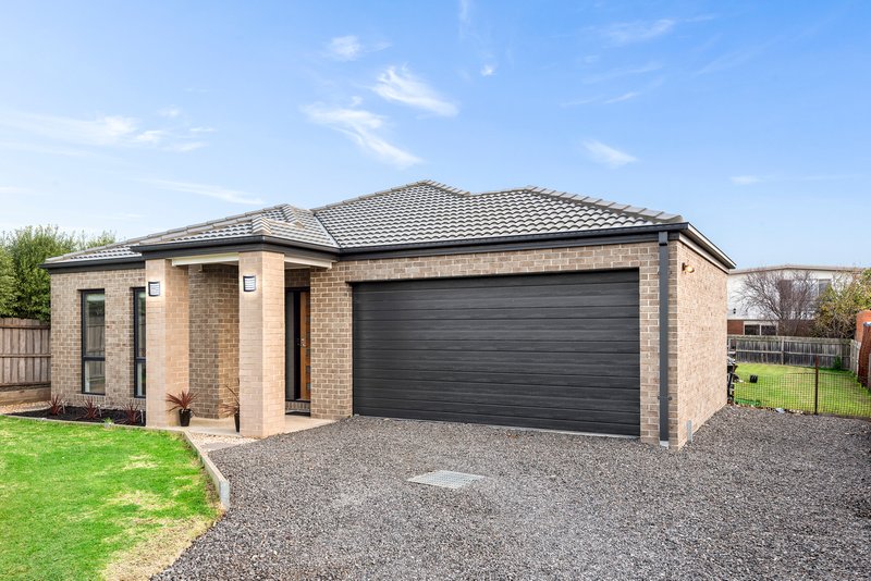 Photo - 12 Lacoora Avenue, Clifton Springs VIC 3222 - Image 15