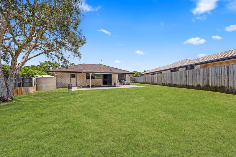 Photo - 12 Ladbroke Crescent, Urangan QLD 4655 - Image 21