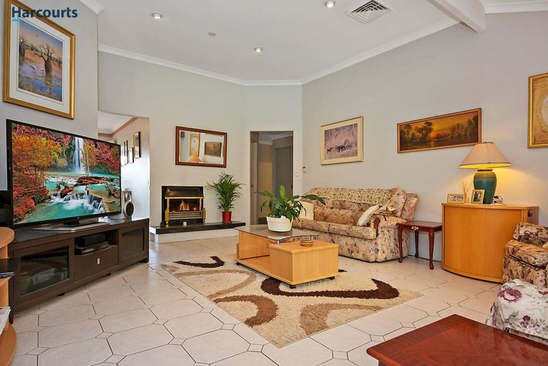 Photo - 12 Lady Evelyn Retreat, Joondalup WA 6027 - Image 3