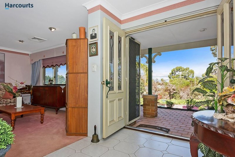 Photo - 12 Lady Evelyn Retreat, Joondalup WA 6027 - Image 6