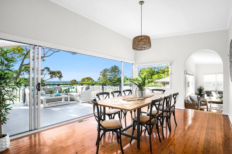 Photo - 12 Lagoon View Road, Cromer NSW 2099 - Image 3