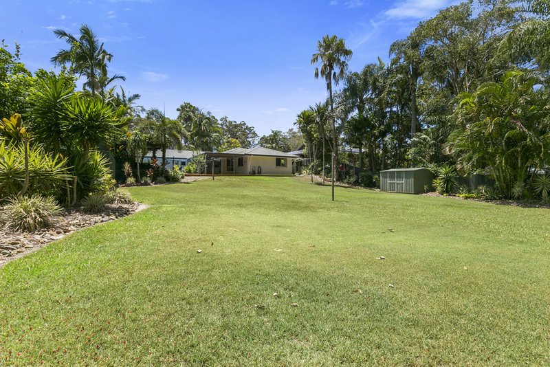 Photo - 12 Lake Entrance Boulevard, Noosaville QLD 4566 - Image 14