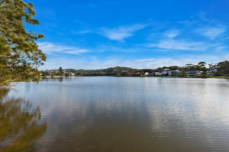 Photo - 12 Lake View Road, Wamberal NSW 2260 - Image 3