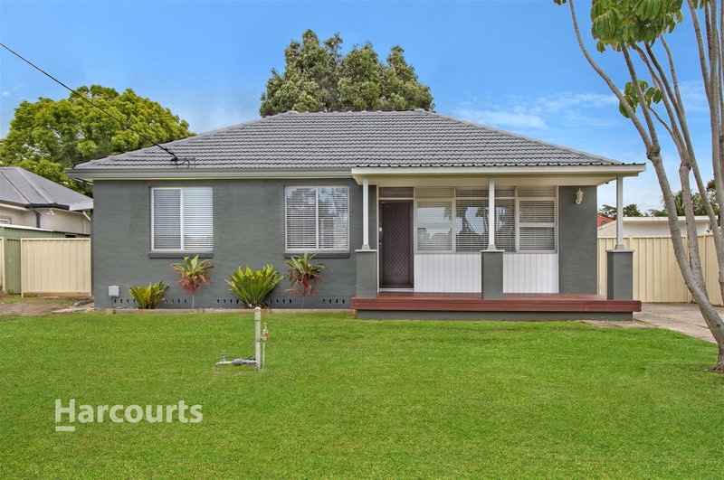 12 Lakelands Drive, Dapto NSW 2530