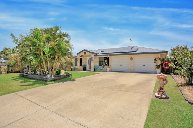 Photo - 12 Lakeside Drive, Burrum Heads QLD 4659 - Image 2