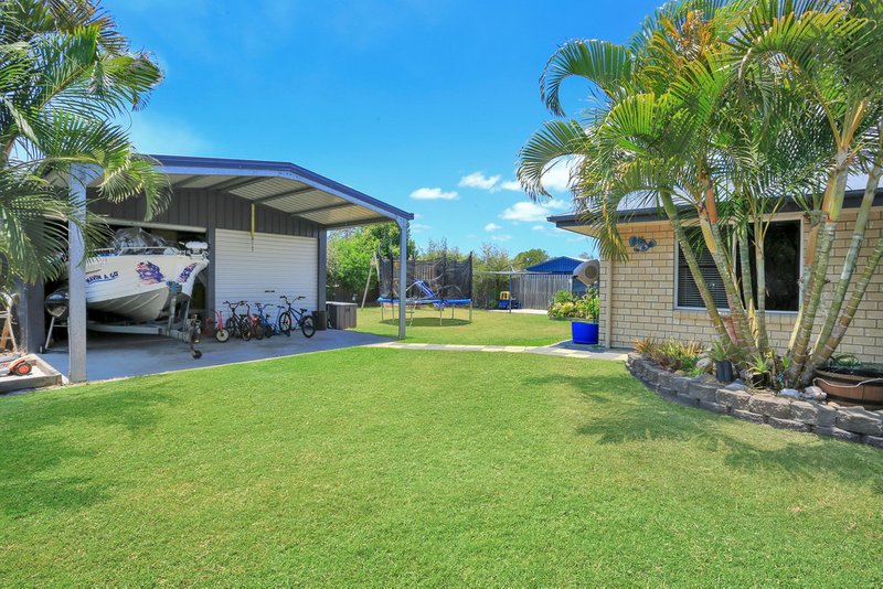 Photo - 12 Lakeside Drive, Burrum Heads QLD 4659 - Image 4