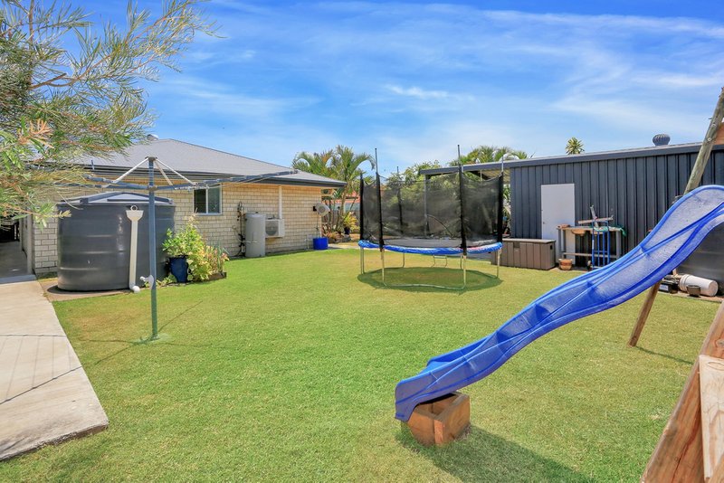 Photo - 12 Lakeside Drive, Burrum Heads QLD 4659 - Image 20