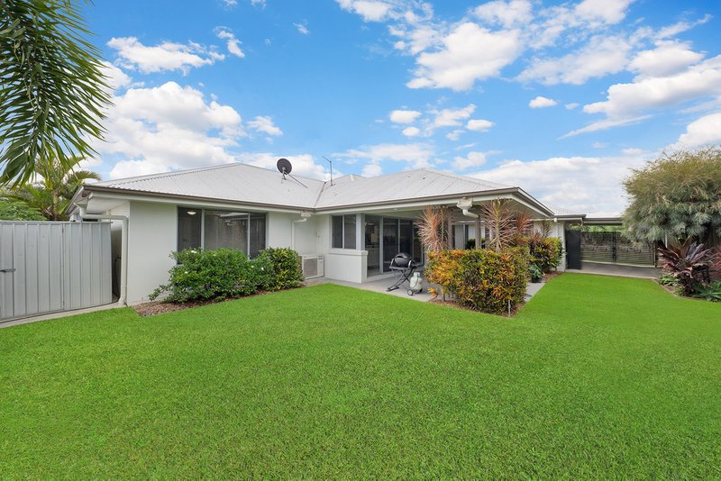 Photo - 12 Lakeview Terrace, Murrumba Downs QLD 4503 - Image 9