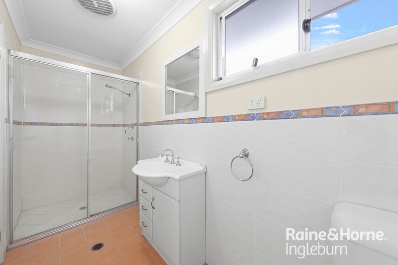 Photo - 1/2 Lalor Street, Glenfield NSW 2167 - Image 3