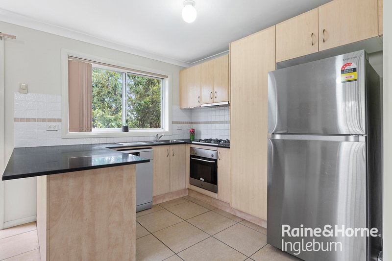 Photo - 1/2 Lalor Street, Glenfield NSW 2167 - Image 9