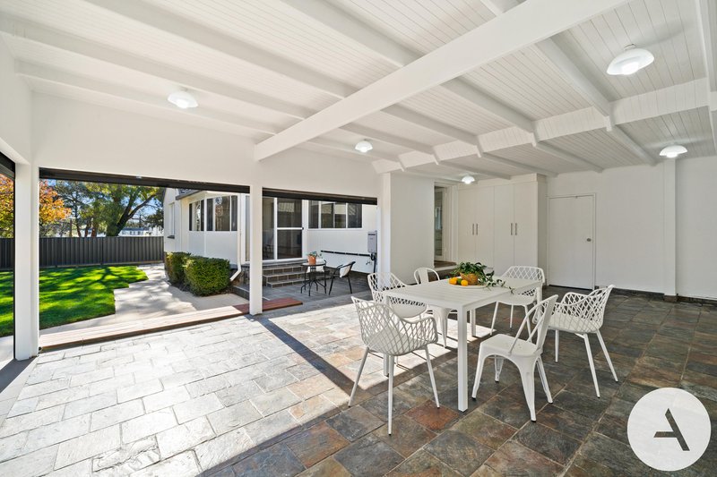 Photo - 12 Lambrigg Street, Farrer ACT 2607 - Image 12