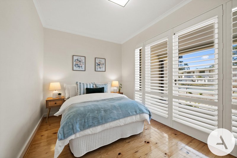 Photo - 12 Lambrigg Street, Farrer ACT 2607 - Image 21