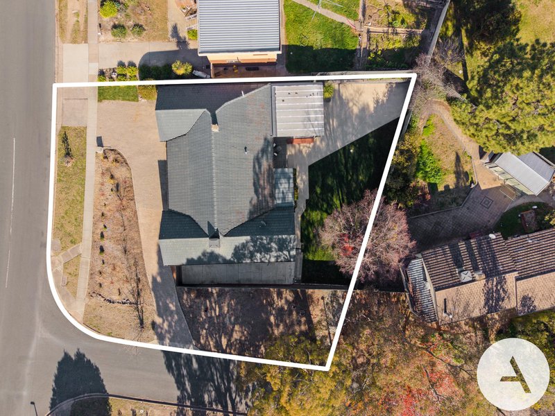 Photo - 12 Lambrigg Street, Farrer ACT 2607 - Image 24