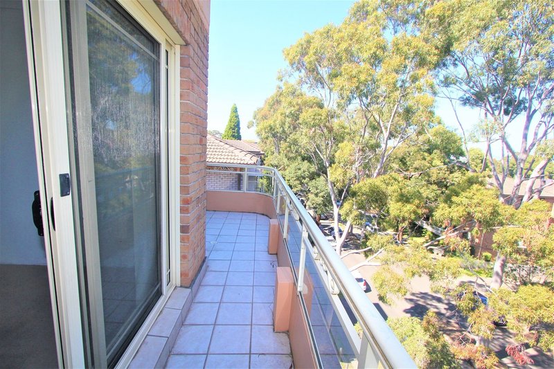 Photo - 1/2 Lancelot Street, Allawah NSW 2218 - Image 7