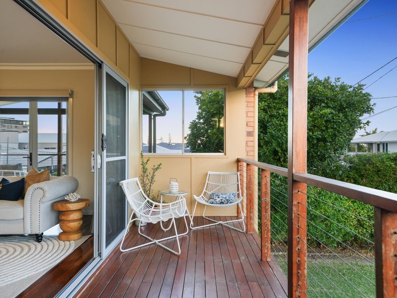 Photo - 12 Langdon Avenue, Margate QLD 4019 - Image 11