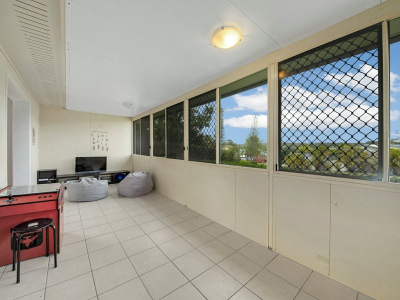 Photo - 12 Langdon Street, Tannum Sands QLD 4680 - Image 7