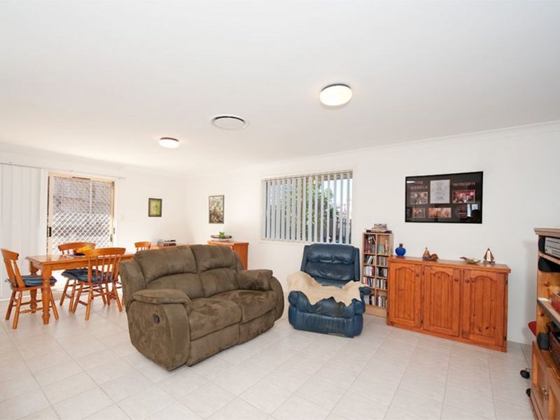 Photo - 12 Lapwing Crescent, Mango Hill QLD 4509 - Image 4