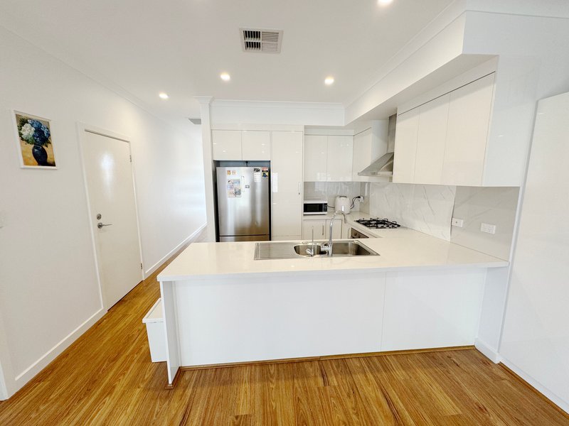 Photo - 12 Larkdale Avenue, Marion SA 5043 - Image 8