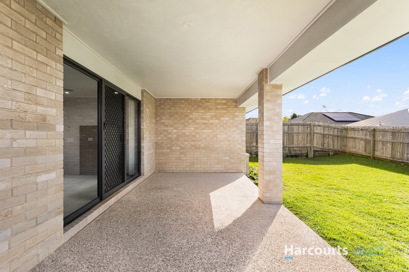 Photo - 12 Latham Street, Yarrabilba QLD 4207 - Image 12