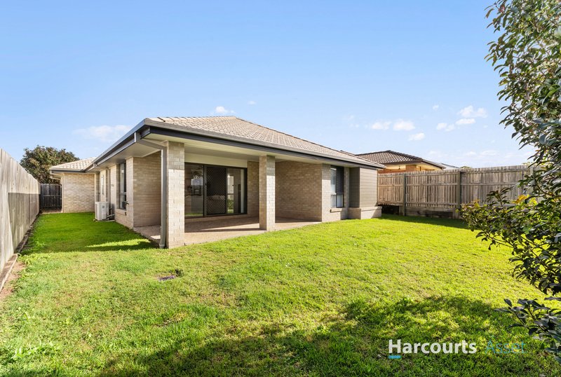 Photo - 12 Latham Street, Yarrabilba QLD 4207 - Image 13
