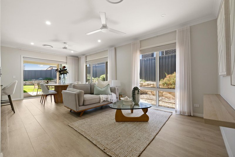 Photo - 12 Laurel Martyn View, Whitlam ACT 2611 - Image 2