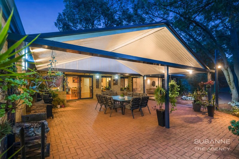 Photo - 12 Lawnbrook Road East , Bickley WA 6076 - Image 3