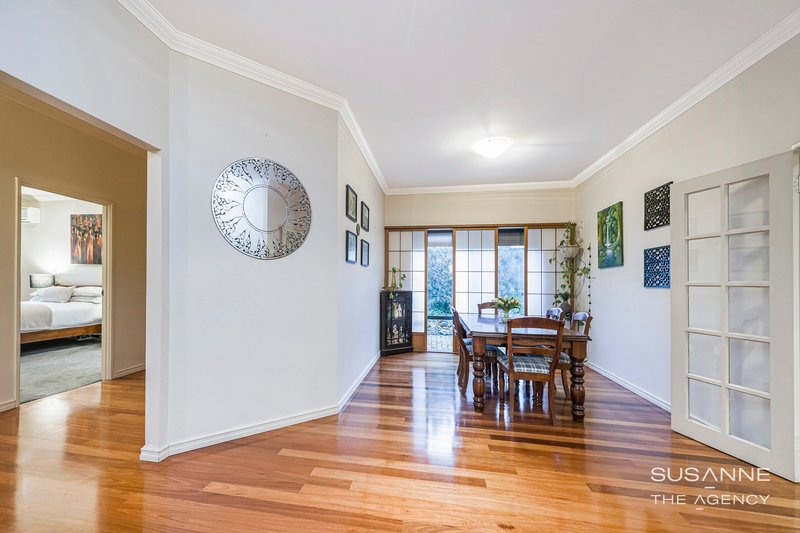 Photo - 12 Lawnbrook Road East , Bickley WA 6076 - Image 10