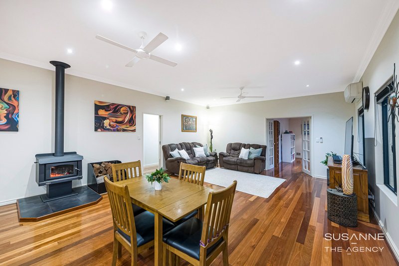 Photo - 12 Lawnbrook Road East , Bickley WA 6076 - Image 19