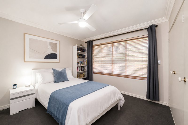 Photo - 12 Lawnbrook Road East , Bickley WA 6076 - Image 23